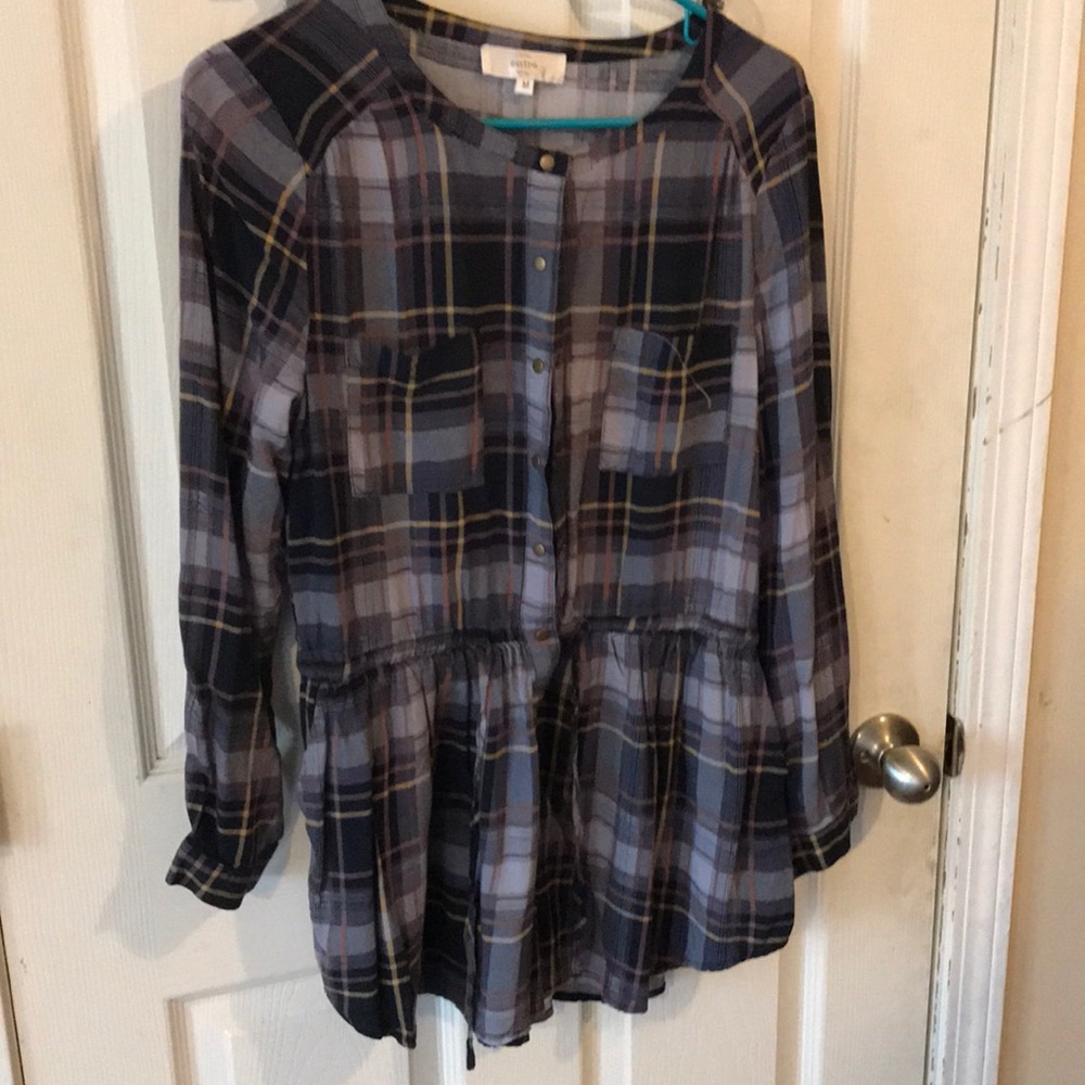 Plaid Tunic style shirt Size M